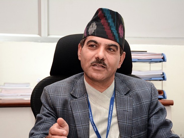 विज्ञापन व्यवसायलाई नियमन गर्न सञ्चार सचिव अर्यालको जोड